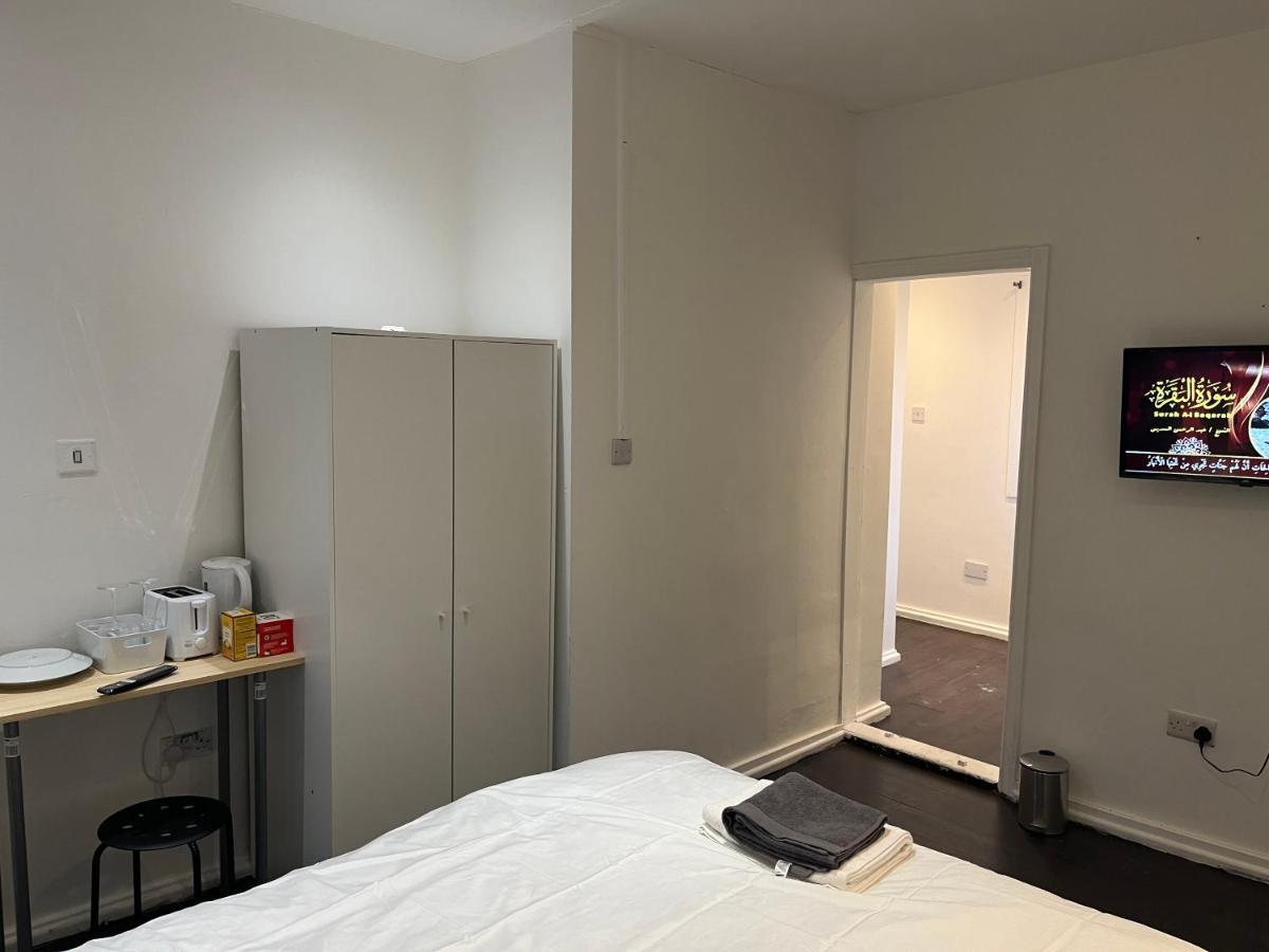 Y2 Guest House Лондон Экстерьер фото